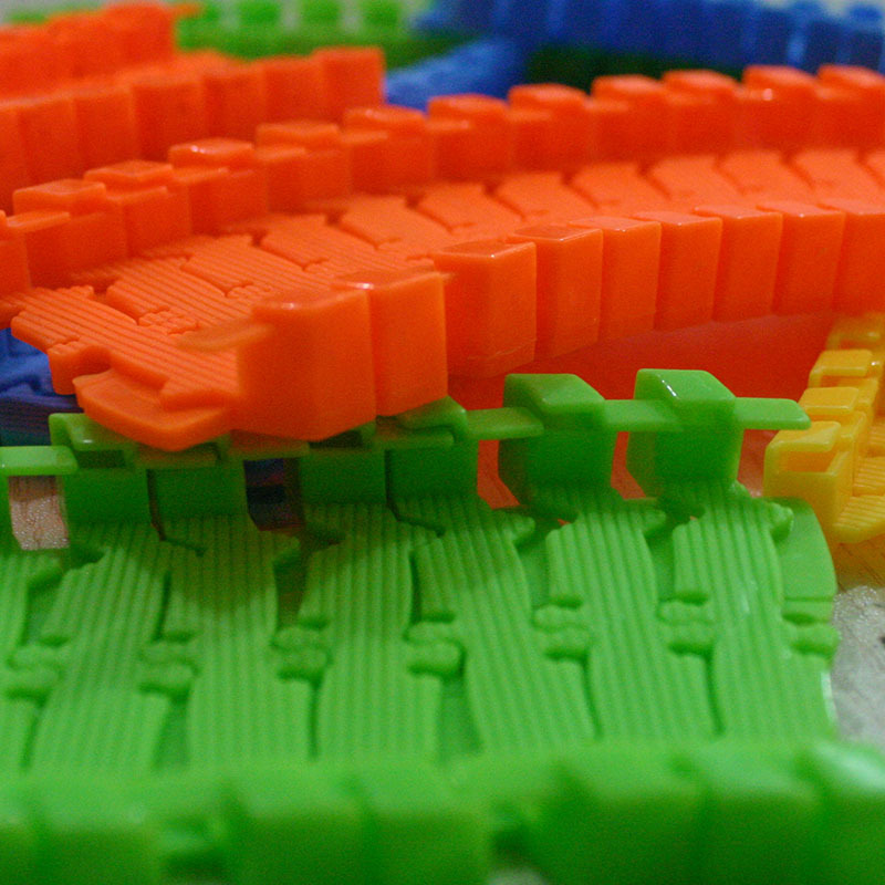 DIY Assemble Universal Racing  - Hot Wheels Car Track Sets review and price
